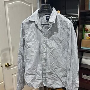 Gap Mens button up shirt Medium